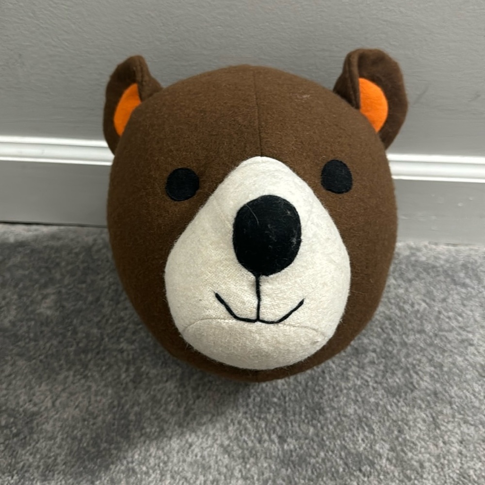 Hanging plush bear head - baby or kids room